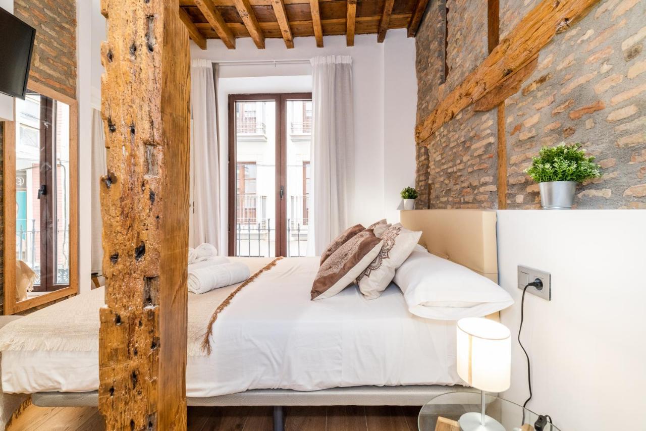 Wekey Homes Granada, Mesones Central Suites Екстериор снимка