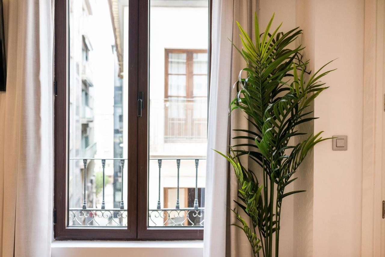 Wekey Homes Granada, Mesones Central Suites Екстериор снимка