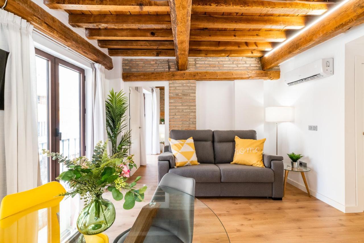 Wekey Homes Granada, Mesones Central Suites Екстериор снимка
