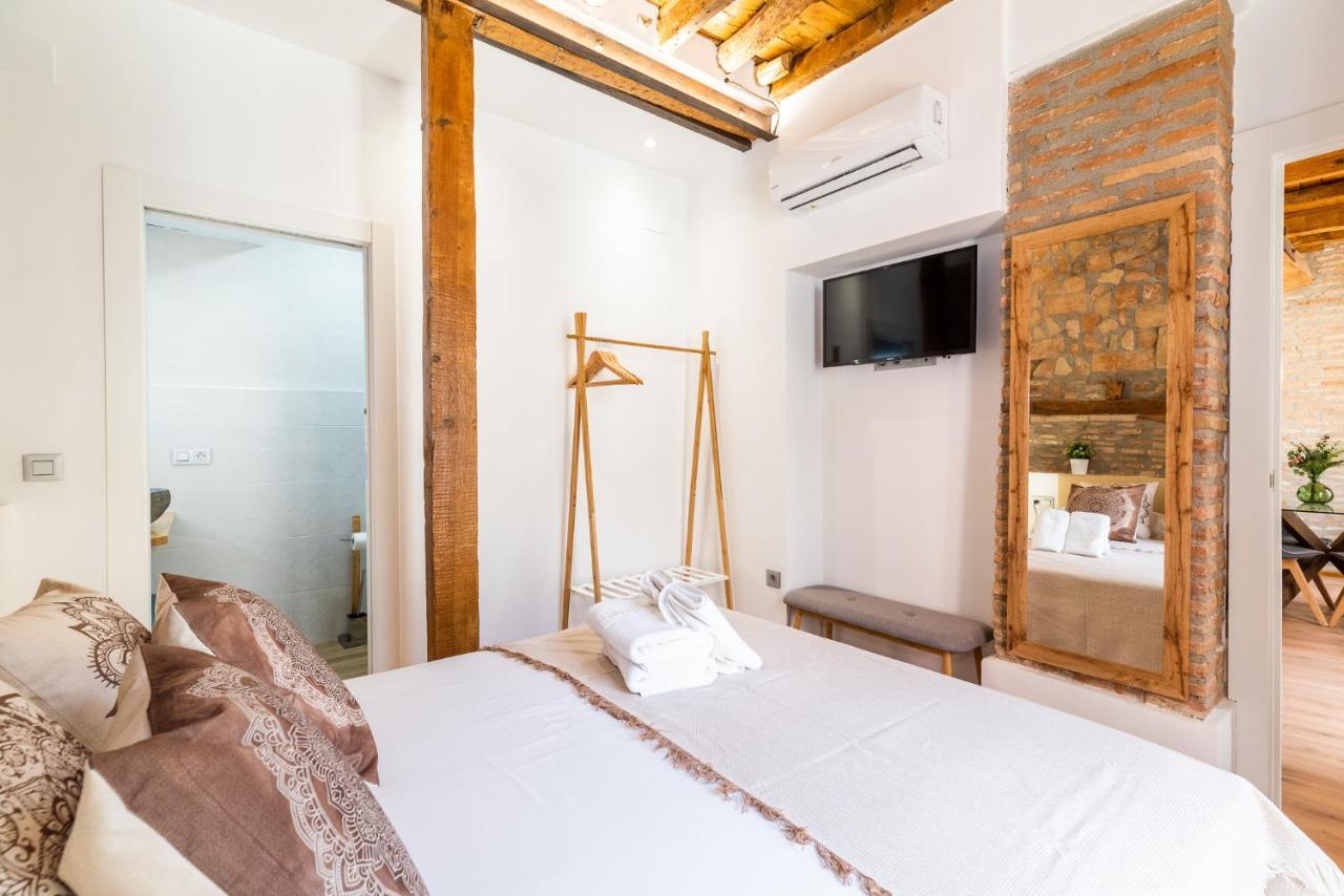 Wekey Homes Granada, Mesones Central Suites Екстериор снимка