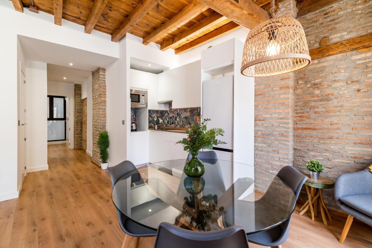 Wekey Homes Granada, Mesones Central Suites Екстериор снимка